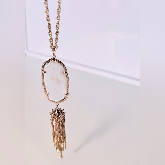 KENDRA SCOTT Rayne Gold Iridescent Dichroic Glass Tassel Pendant Necklace - Picture 5 of 9